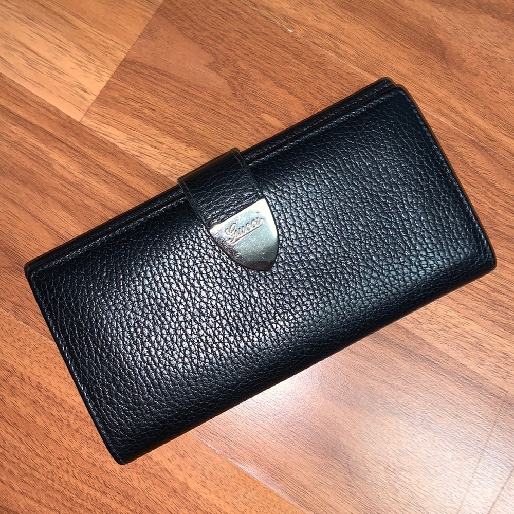 Authentic Gucci Leather Long Wallet